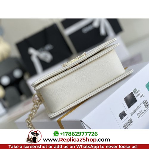 Chanel Boy Bag Caviar 20cm Small Lushentic AAAAA grade replica - Image 8